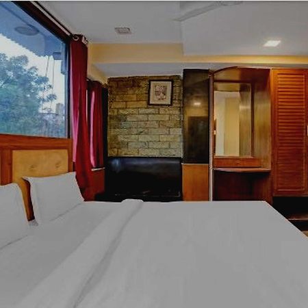 ניו דלהי Oyo 75948 Hotel Tushar Continental מראה חיצוני תמונה