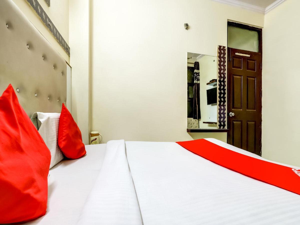 ניו דלהי Oyo 75948 Hotel Tushar Continental מראה חיצוני תמונה