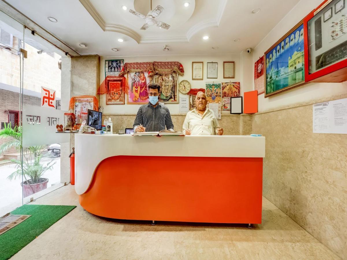 ניו דלהי Oyo 75948 Hotel Tushar Continental מראה חיצוני תמונה