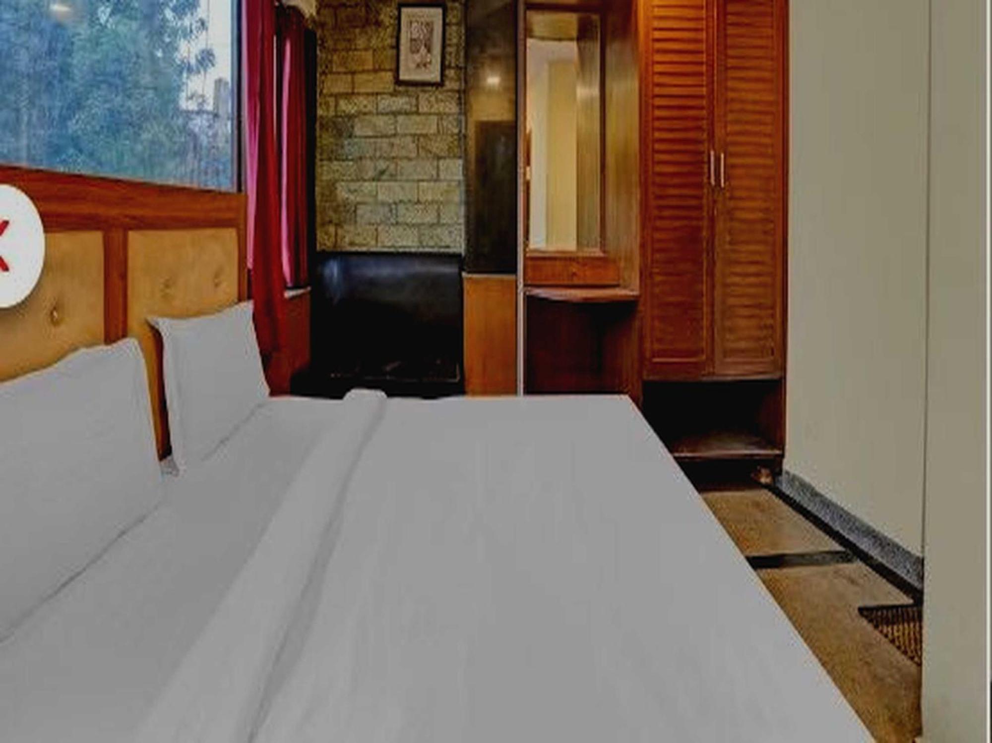 ניו דלהי Oyo 75948 Hotel Tushar Continental מראה חיצוני תמונה