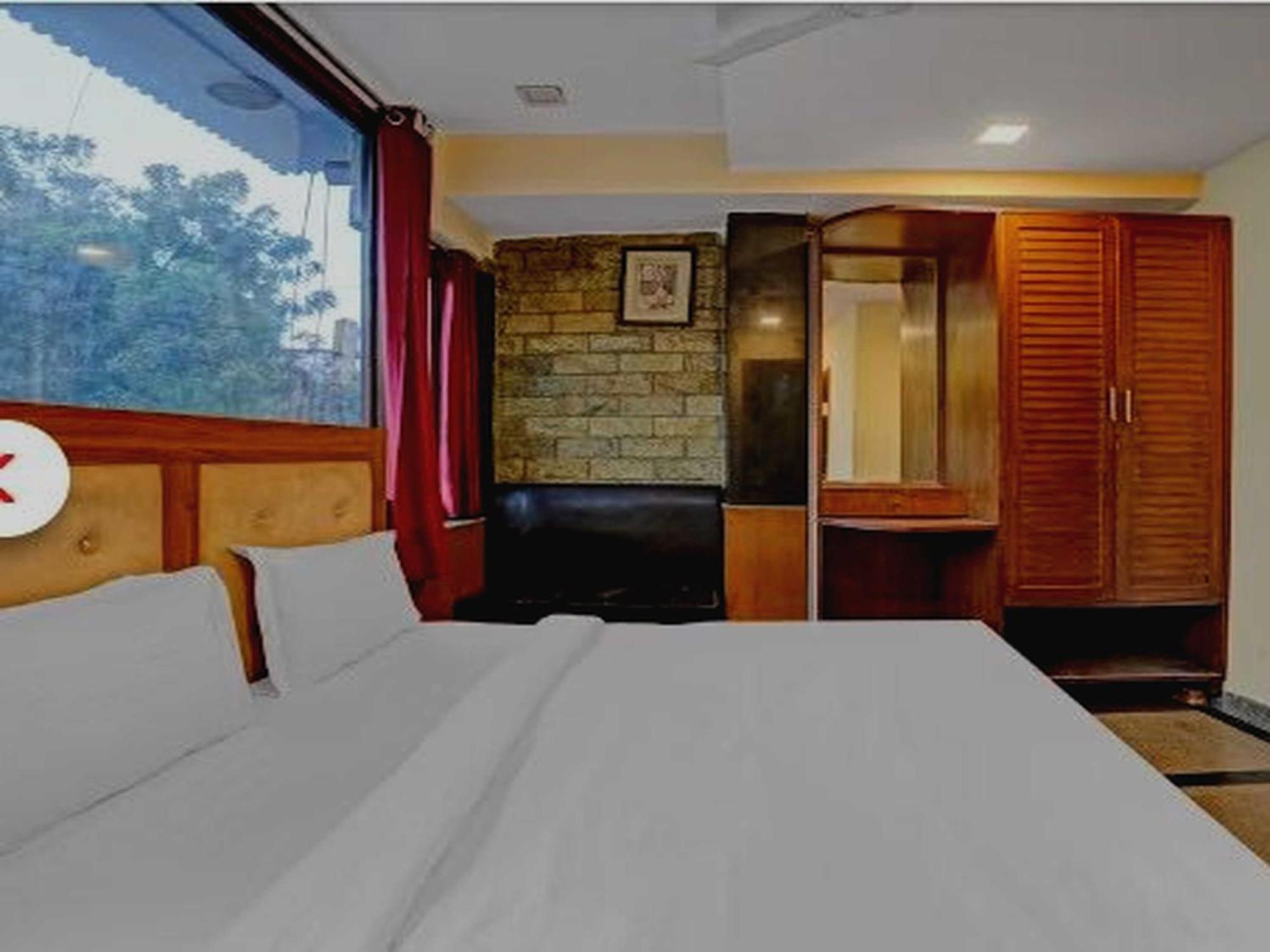 ניו דלהי Oyo 75948 Hotel Tushar Continental מראה חיצוני תמונה