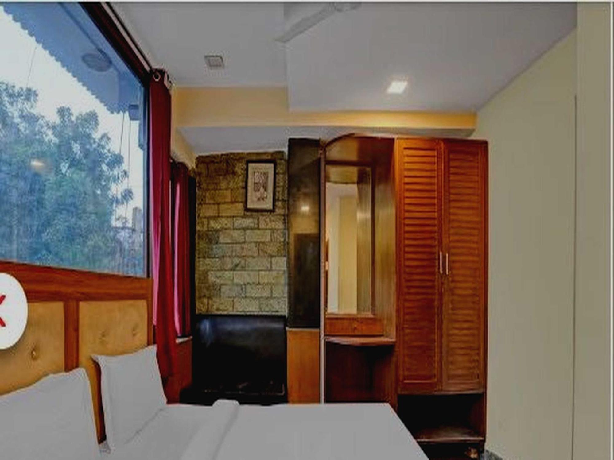ניו דלהי Oyo 75948 Hotel Tushar Continental מראה חיצוני תמונה